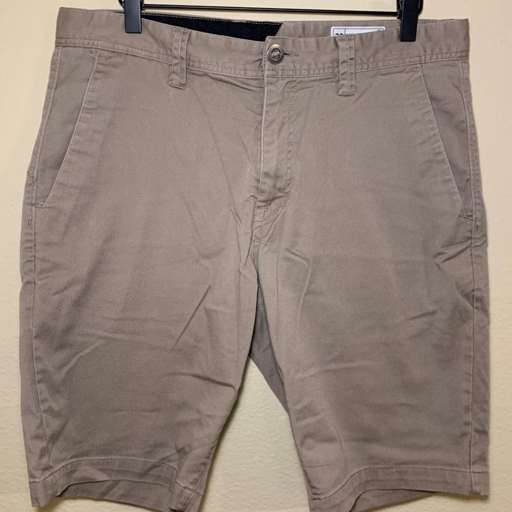Volcom True To This Shorts - Men's 32